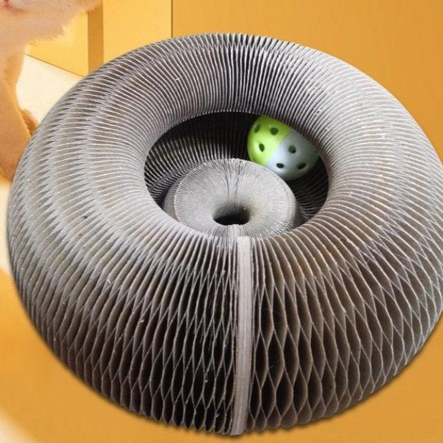 Cat Scratch Board Butler Toy
